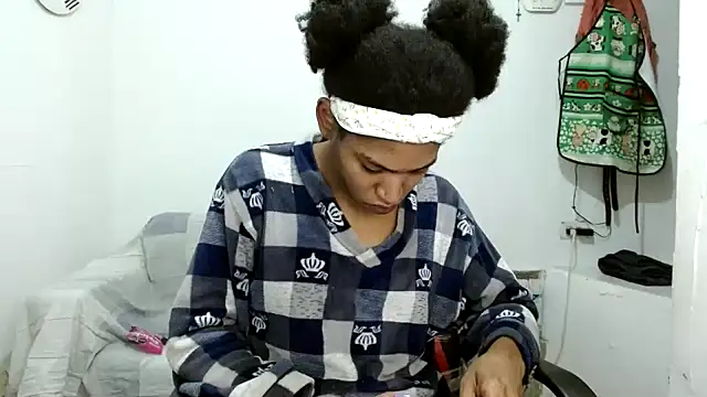 Snapshot of angelamarie1 chatting on November 5, 2025, 11:21 am angelamarie1 online show from November 5, 2025, 11:21 am