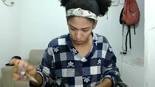 Snapshot of angelamarie1 chatting on November 12, 2025, 8:59 am angelamarie1 online show from November 12, 2025, 8:59 am