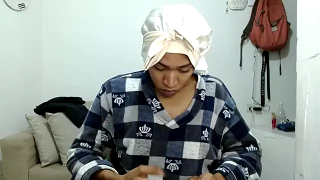 Snapshot of angelamarie1 chatting on December 2, 2025, 12:43 pm angelamarie1 online show from December 2, 2025, 12:43 pm