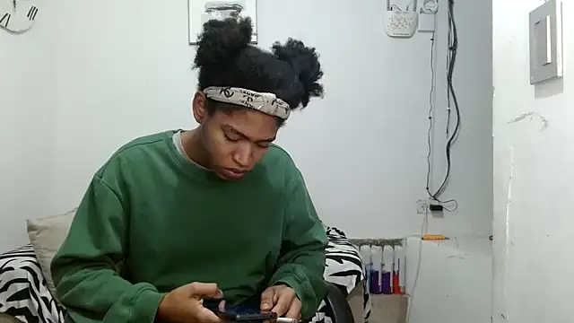 Snapshot of angelamarie1 chatting on February 4, 2026, 10:32 am angelamarie1 online show from February 4, 2026, 10:32 am