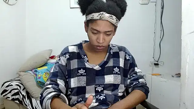 Snapshot of angelamarie1 chatting on February 9, 2026, 12:03 am angelamarie1 online show from February 9, 2026, 12:03 am