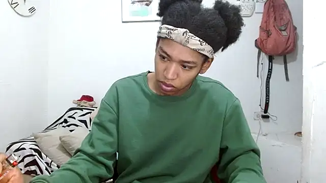 Snapshot of angelamarie1 chatting on February 14, 2026, 12:35 pm angelamarie1 online show from February 14, 2026, 12:35 pm