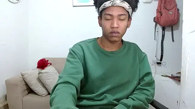 Snapshot of angelamarie1 chatting on February 17, 2026, 12:18 am angelamarie1 online show from February 17, 2026, 12:18 am