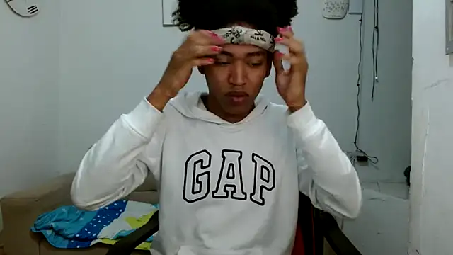 Snapshot of angelamarie1 chatting on March 14, 2026, 9:04 am angelamarie1 online show from March 14, 2026, 9:04 am