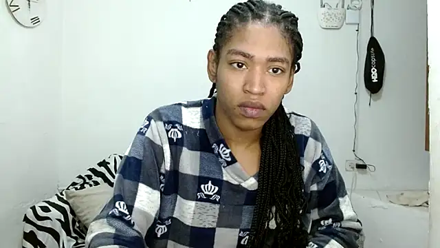 Snapshot of angelamarie1 chatting on April 15, 2026, 12:23 pm angelamarie1 online show from April 15, 2026, 12:23 pm