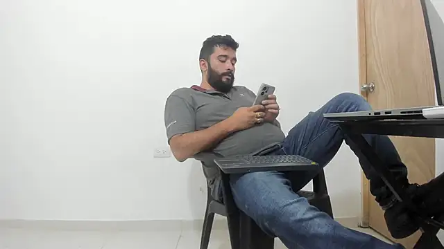 isearchcompany online show from November 20, 2025, 2:34 am