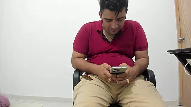 isearchcompany online show from November 27, 2025, 4:09 pm