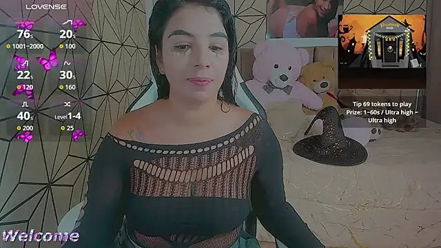 vane lopez  online show from October 16, 2025, 5:58 pm