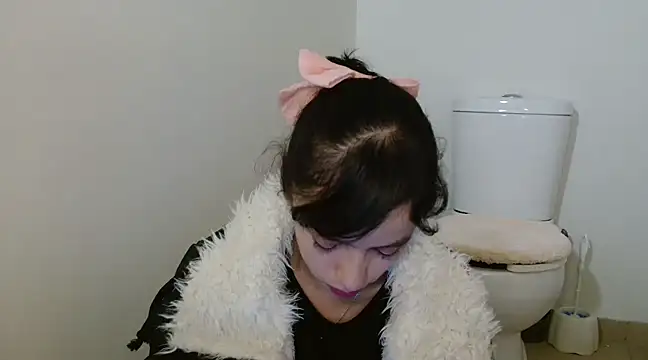 MINI Petite online show from January 4, 2025, 8:17 am