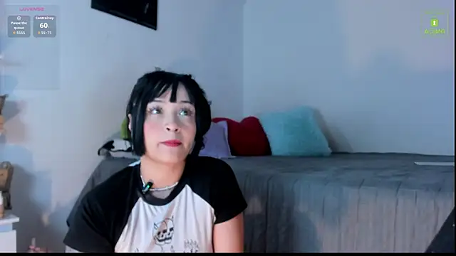 Snapshot of miaa-lee chatting on November 4, 2025, 4:00 am miaa-lee online show from November 4, 2025, 4:00 am