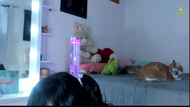 Snapshot of miaa-lee chatting on November 15, 2025, 3:48 am miaa-lee online show from November 15, 2025, 3:48 am