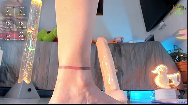 Snapshot of miaa-lee chatting on November 21, 2025, 1:59 am miaa-lee online show from November 21, 2025, 1:59 am