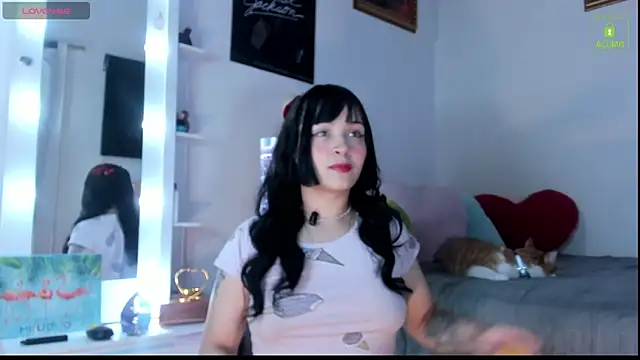 Snapshot of miaa-lee chatting on November 26, 2025, 12:55 am miaa-lee online show from November 26, 2025, 12:55 am