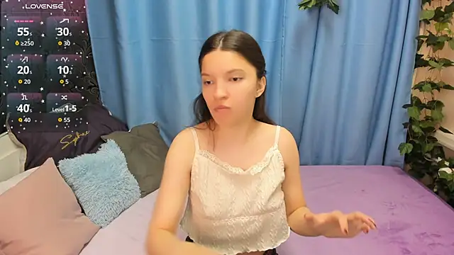 MelaniGrand online show from October 25, 2025, 9:39 am