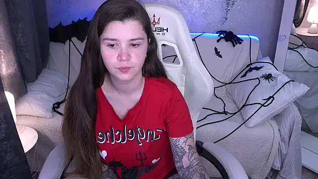 Snapshot of AmellyMilly chatting on October 29, 2025, 1:46 pm AmellyMilly online show from October 29, 2025, 1:46 pm