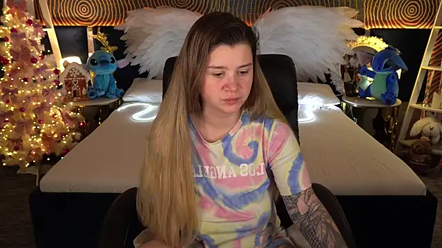 Snapshot of AmellyMilly chatting on January 9, 2026, 1:36 pm AmellyMilly online show from January 9, 2026, 1:36 pm