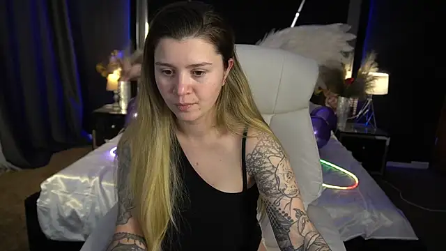 Snapshot of AmellyMilly chatting on January 17, 2026, 1:38 pm AmellyMilly online show from January 17, 2026, 1:38 pm