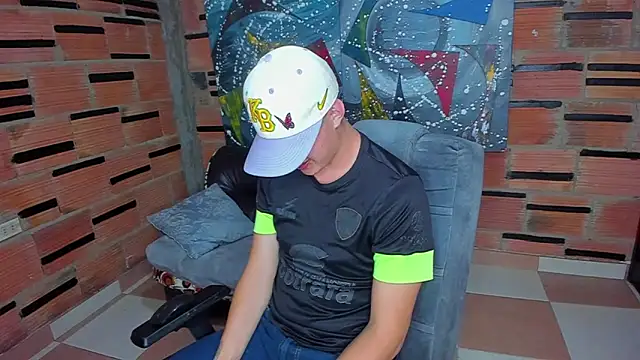 Snapshot of patrik_027 chatting on February 1, 2025, 1:20 pm patrik 027 online show from February 1, 2025, 1:20 pm