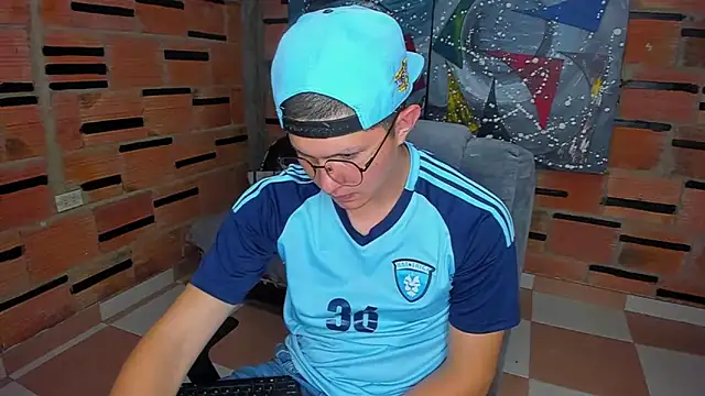 Snapshot of patrik_027 chatting on February 14, 2025, 5:03 pm patrik 027 online show from February 14, 2025, 5:03 pm