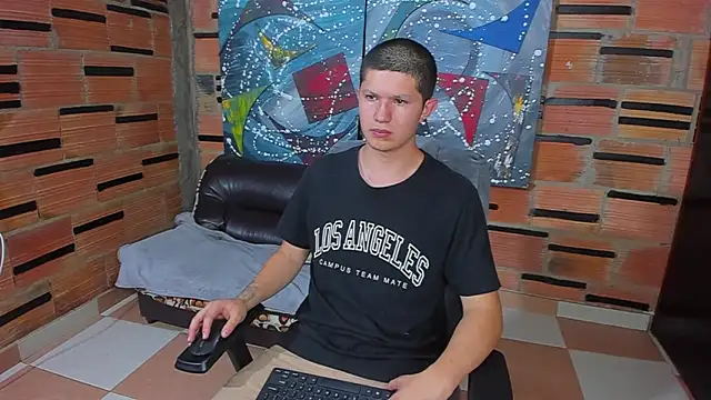 Snapshot of patrik_027 chatting on February 20, 2025, 10:48 pm patrik 027 online show from February 20, 2025, 10:48 pm