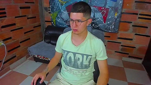 Snapshot of patrik_027 chatting on March 11, 2025, 1:56 pm patrik 027 online show from March 11, 2025, 1:56 pm