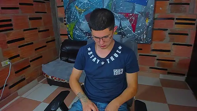 Snapshot of patrik_027 chatting on March 15, 2025, 8:32 pm patrik 027 online show from March 15, 2025, 8:32 pm