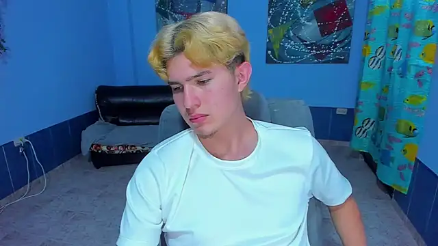 Snapshot of patrik_027 chatting on September 15, 2025, 7:08 am patrik 027 online show from September 15, 2025, 7:08 am