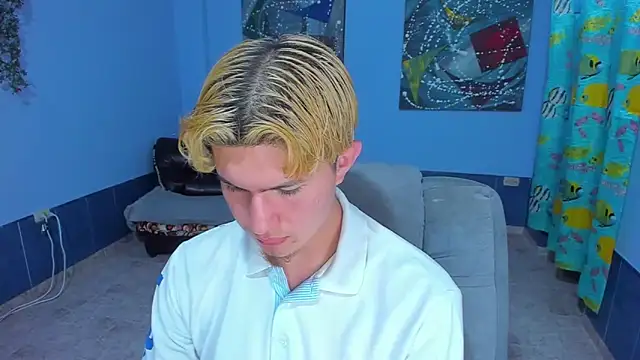 Snapshot of patrik_027 chatting on September 21, 2025, 6:53 pm patrik 027 online show from September 21, 2025, 6:53 pm