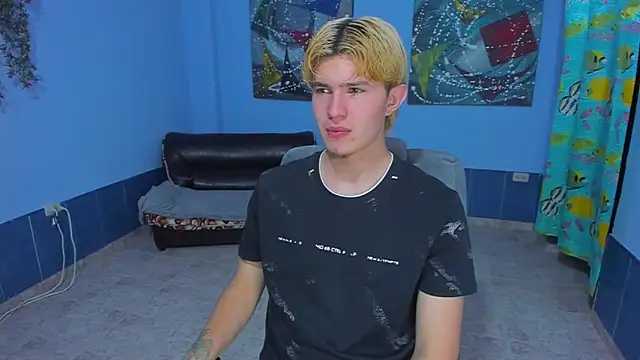 Snapshot of patrik_027 chatting on September 22, 2025, 6:21 pm patrik 027 online show from September 22, 2025, 6:21 pm