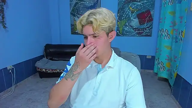 Snapshot of patrik_027 chatting on October 23, 2025, 4:28 pm patrik 027 online show from October 23, 2025, 4:28 pm