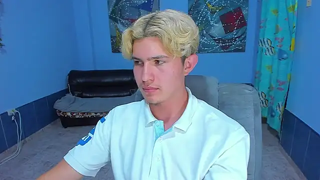 Snapshot of patrik_027 chatting on October 24, 2025, 4:31 am patrik 027 online show from October 24, 2025, 4:31 am