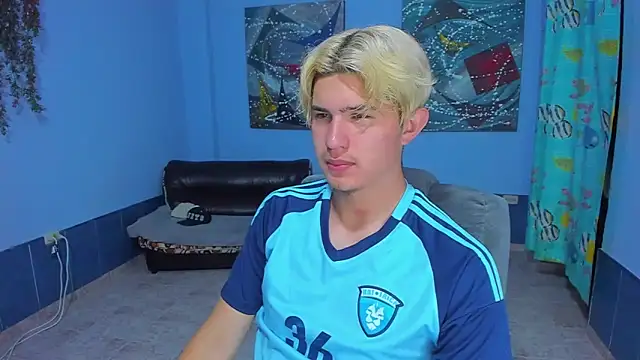 Snapshot of patrik_027 chatting on October 25, 2025, 5:08 pm patrik 027 online show from October 25, 2025, 5:08 pm