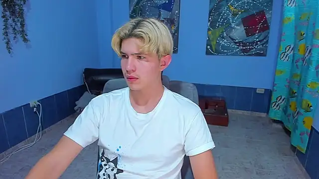 Snapshot of patrik_027 chatting on November 15, 2025, 7:16 am patrik 027 online show from November 15, 2025, 7:16 am