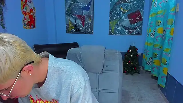 Snapshot of patrik_027 chatting on December 15, 2025, 12:59 am patrik 027 online show from December 15, 2025, 12:59 am