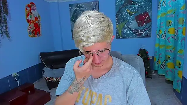 Snapshot of patrik_027 chatting on December 19, 2025, 8:54 am patrik 027 online show from December 19, 2025, 8:54 am