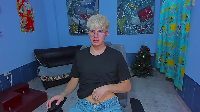 Snapshot of patrik_027 chatting on December 20, 2025, 9:05 am patrik 027 online show from December 20, 2025, 9:05 am