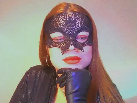 Snapshot of DommeniqueLacan chatting on March 2, 2026, 9:32 pm DommeniqueLacan online show from March 2, 2026, 9:32 pm