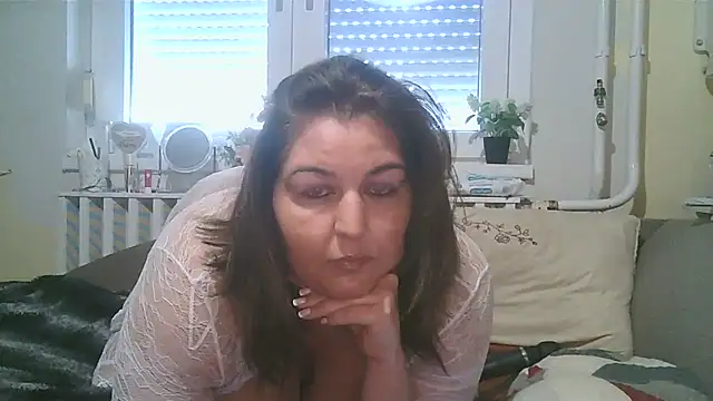 Mileva88 online show from October 13, 2025, 10:04 am