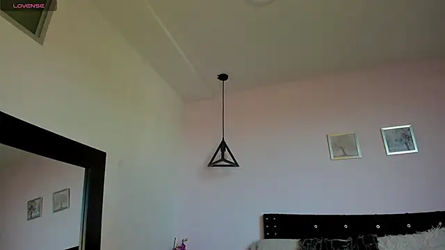 CeliWoods online show from December 1, 2025, 11:26 am