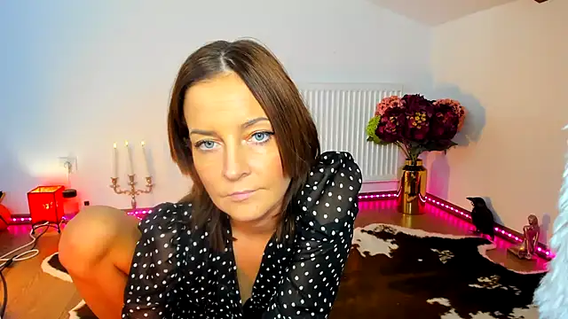 ViciousSiren online show from November 25, 2025, 5:02 pm