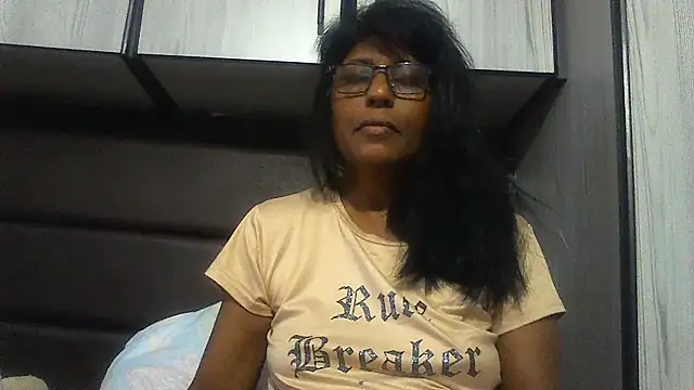 MsAttitude online show from February 3, 2025, 12:03 pm