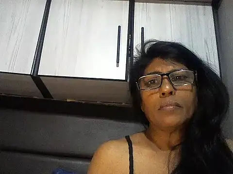 MsAttitude online show from October 6, 2025, 6:00 am