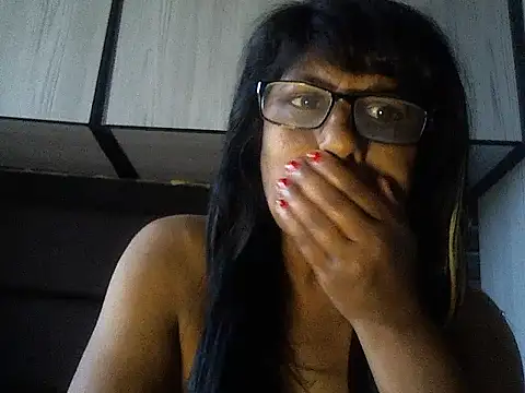 MsAttitude online show from November 28, 2025, 5:54 am