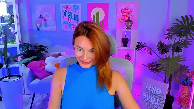 Snapshot of MistyBarnes chatting on October 19, 2025, 12:39 pm MistyBarnes online show from October 19, 2025, 12:39 pm