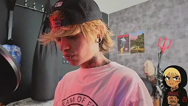 AcidMilo online show from October 24, 2025, 2:35 pm