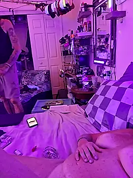 hotnicz10 online show from July 1, 2026, 4:58 am