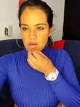 Snapshot of zhayra_rose chatting on December 26, 2024, 3:38 am zhayra rose online show from December 26, 2024, 3:38 am