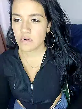 Snapshot of zhayra_rose chatting on January 25, 2025, 11:00 pm zhayra rose online show from January 25, 2025, 11:00 pm