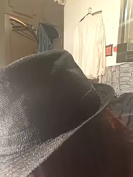 dominatrixredsonyja online show from December 4, 2024, 6:39 pm