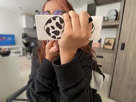 Anny Moore09 online show from February 16, 2025, 2:54 pm